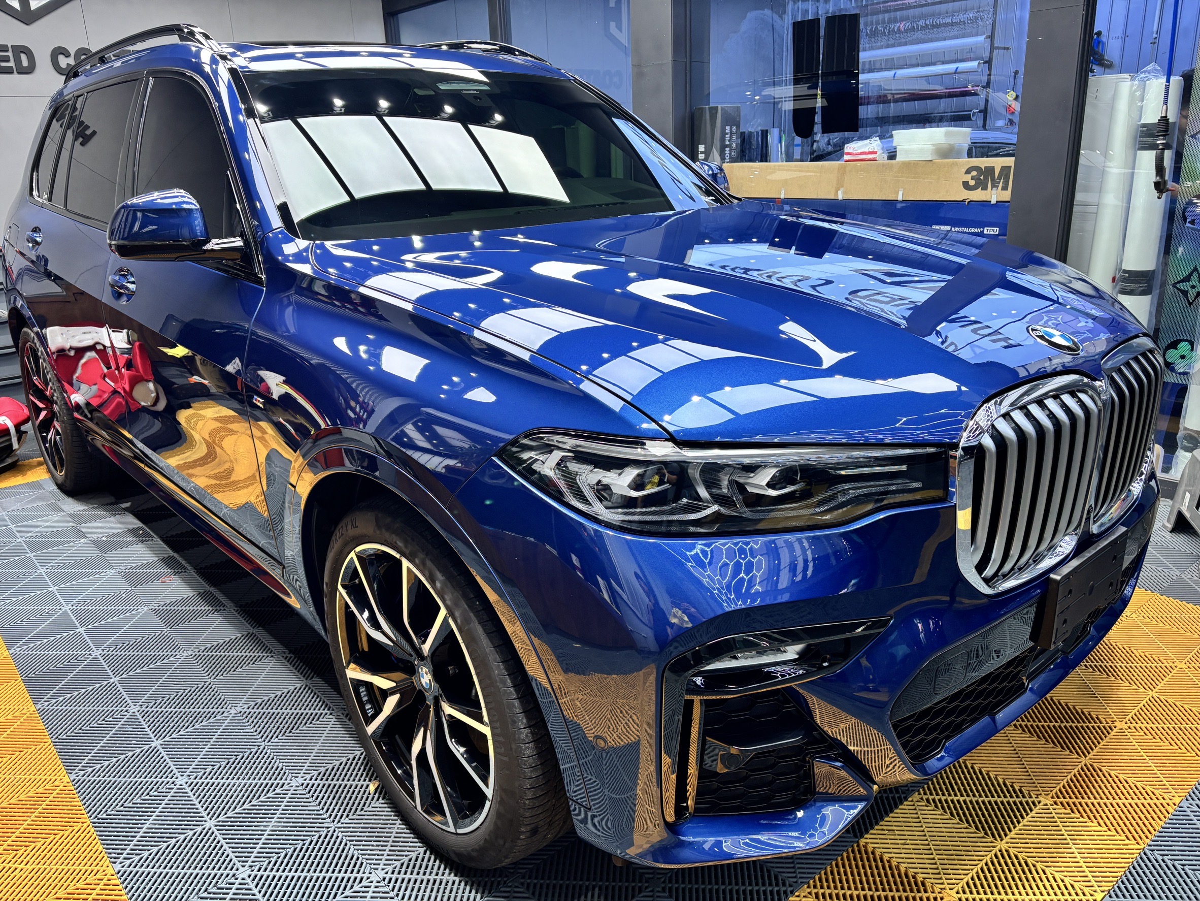 BMW-X7